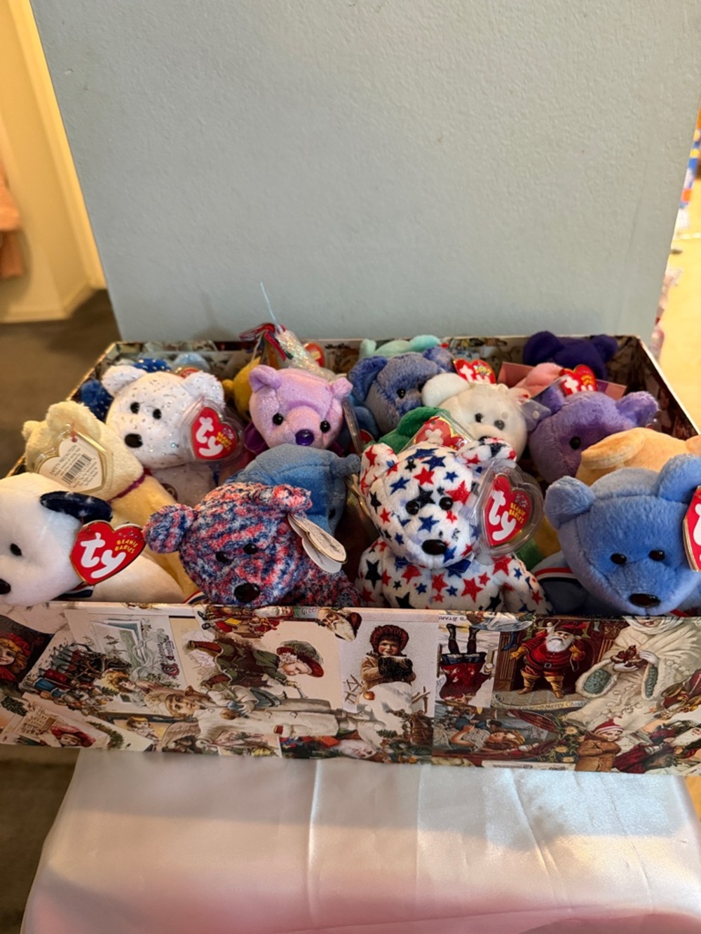 Ty Multicolor Beanie Baby Bear Lot - Blue, Purple, White, Red, Pink 25 bears !